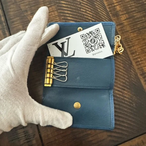 Louis Vuitton epi-leather hand, painted card key holder converted wristlet - Picture 12 of 17